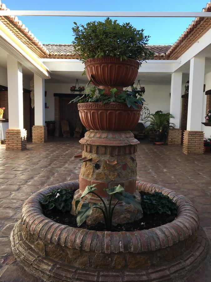 Отель La Hacienda Del Marquesado Альбуньян Экстерьер фото